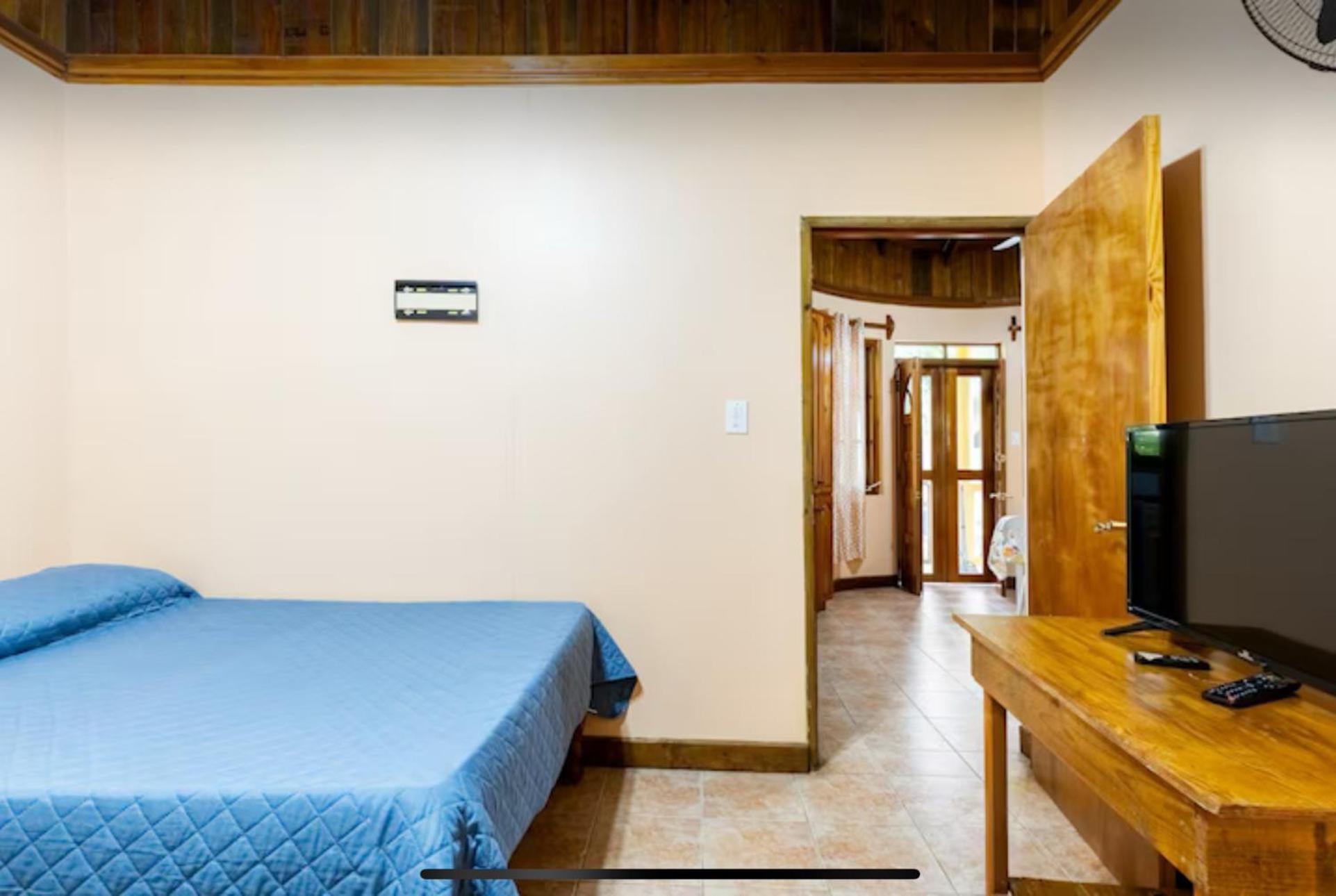 R&V Villa Negril Exterior photo
